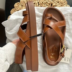 NWT BROWN LEATHER SANDAL